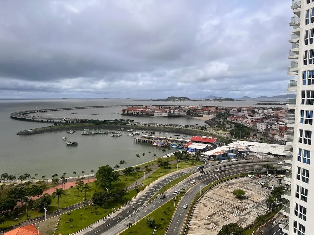 PH THE SANDS: Apartamento amoblado con vista al mar