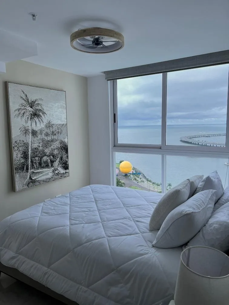 PH THE SANDS: Apartamento amoblado con vista al mar