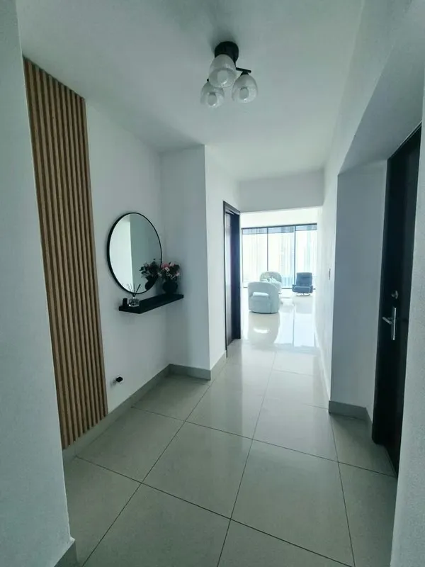 220 m² Furnished Apartment Across from Town Center, Costa del Este