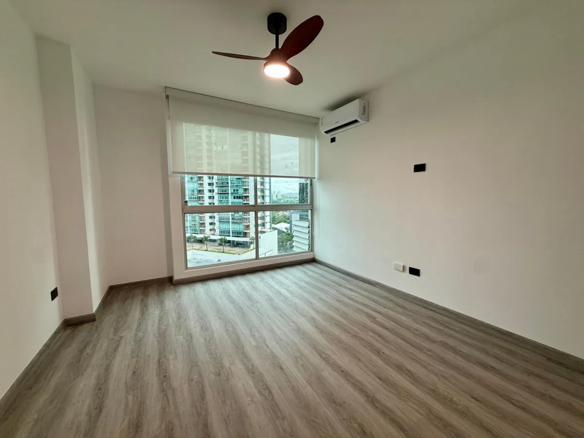 RENT OR SALE APT IN COSTA DEL ESTE