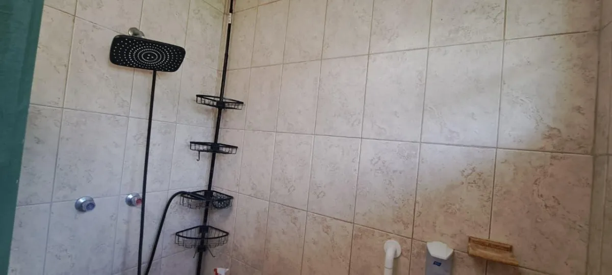 Casa de 4 Recámaras con Piscina Privada y Jacuzzi en El Espino