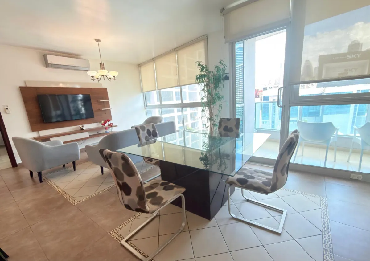 Unit for sale in PH. GRANDBAY TOWER