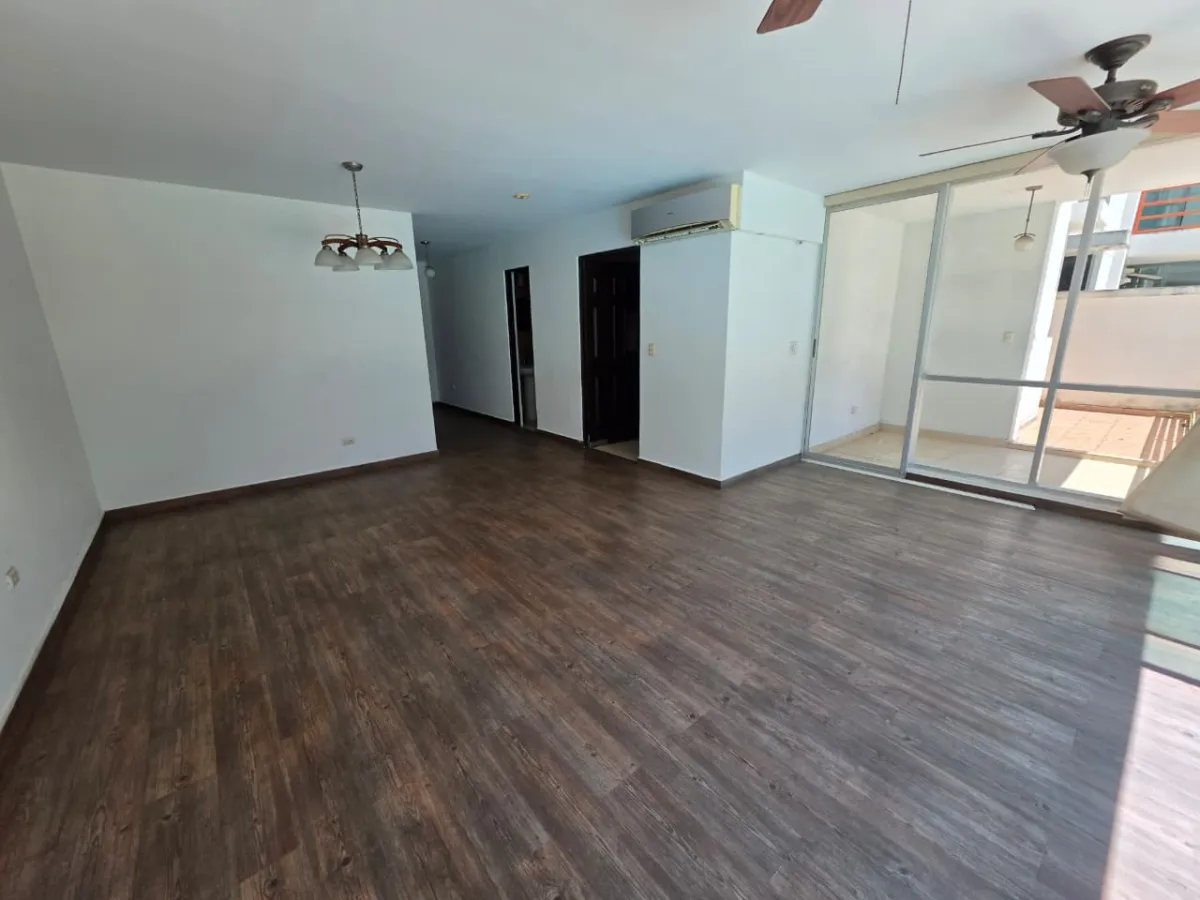 Apartment for Sale at PH Sol del Este