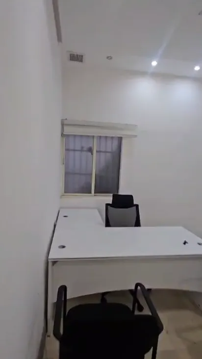 Semi-furnished Office for Rent at Deco Plaza Obarrio