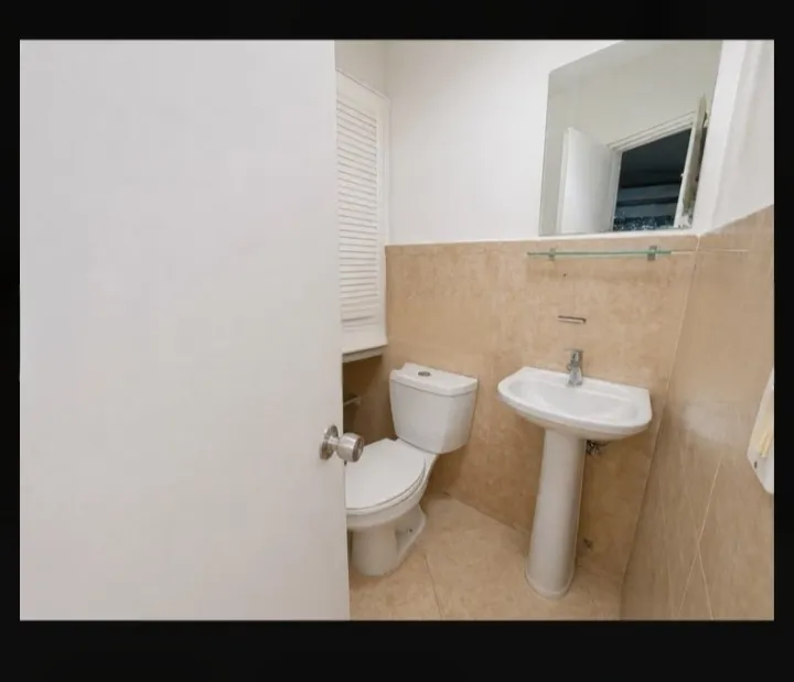 Semi-furnished Office for Rent at Deco Plaza Obarrio