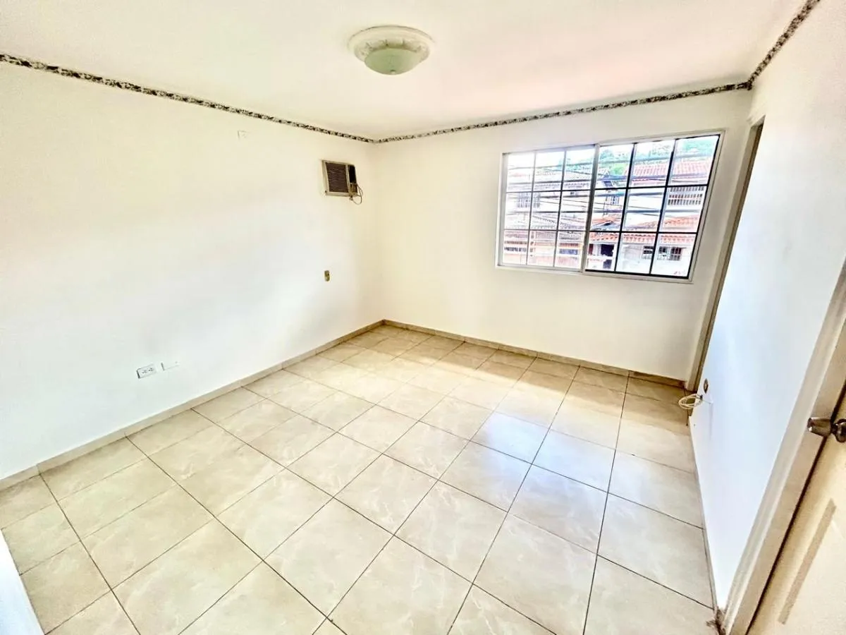 Se vende en Arraiján Centro, Residencial Los Cortijos