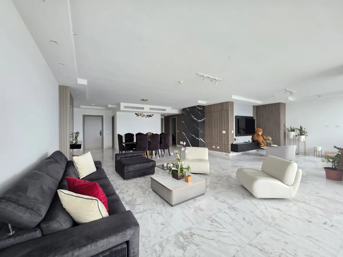 Furnished apartment for rent at PH Regalía, Costa del Este