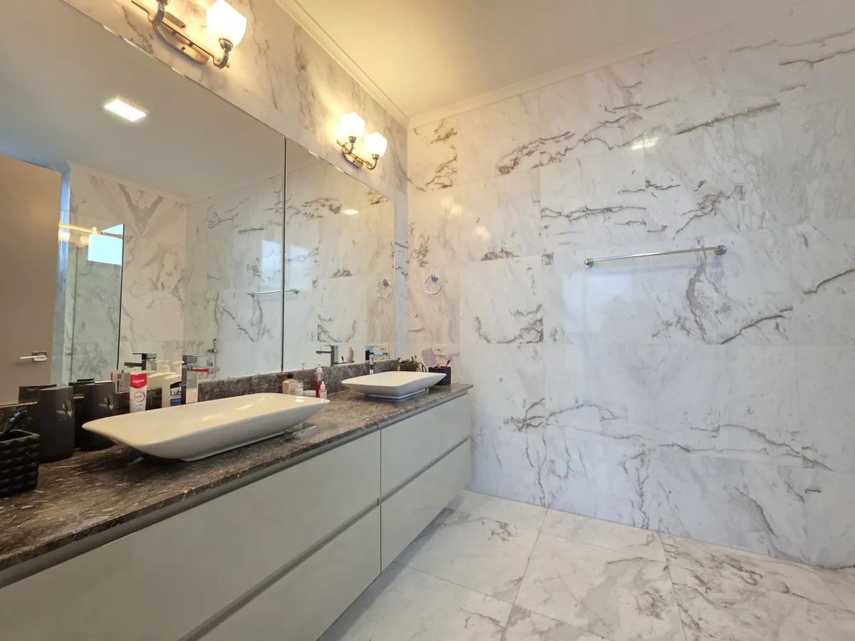 Furnished apartment for rent at PH Regalía, Costa del Este