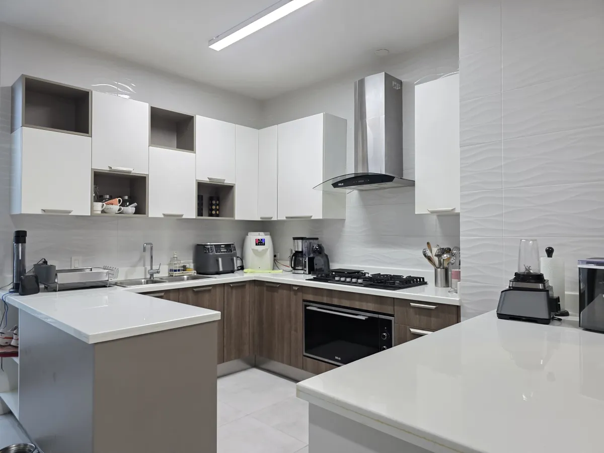 Furnished apartment for rent at PH Regalía, Costa del Este