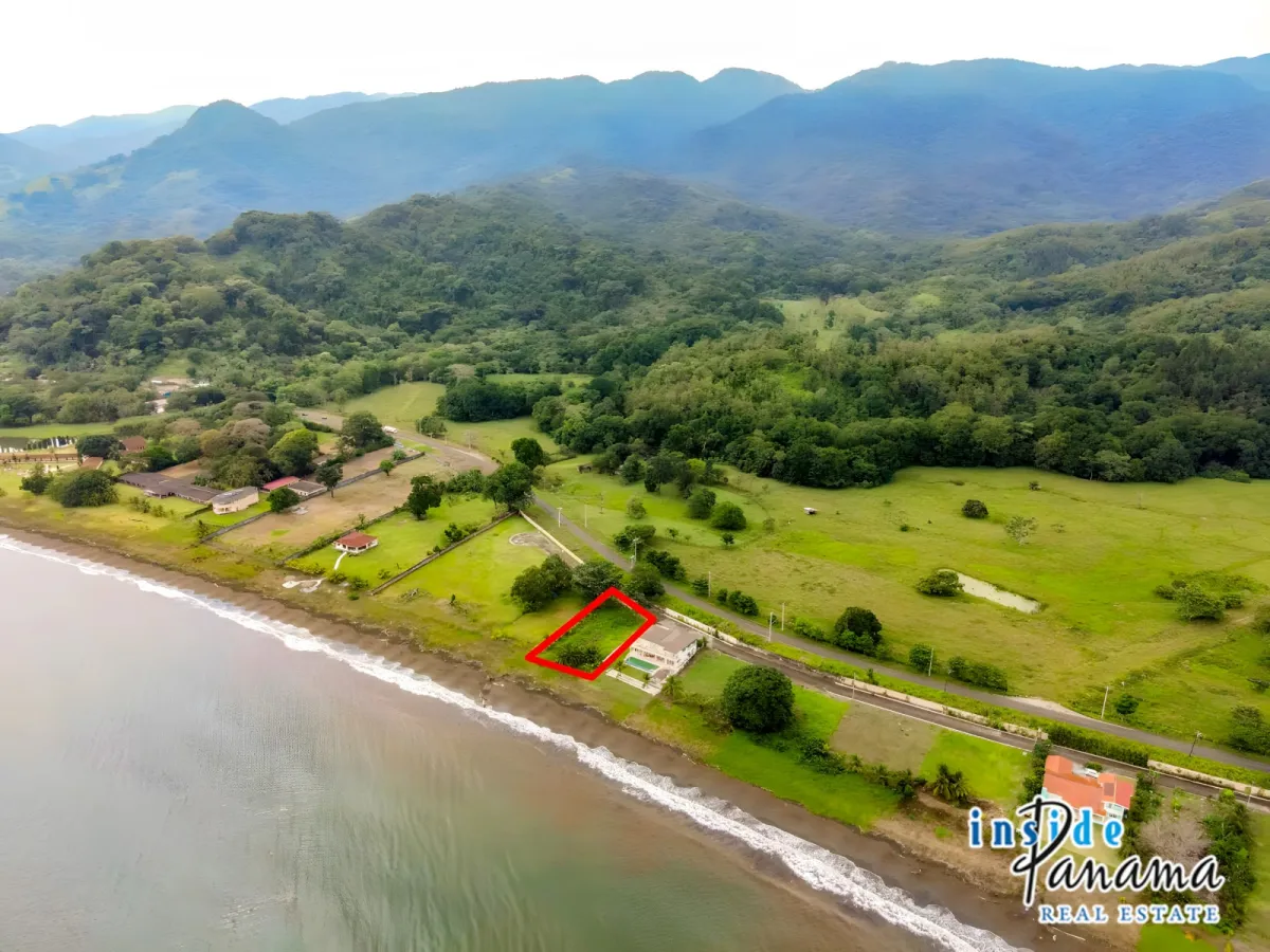 Beachfront Lot San Marino Portobelo Panama