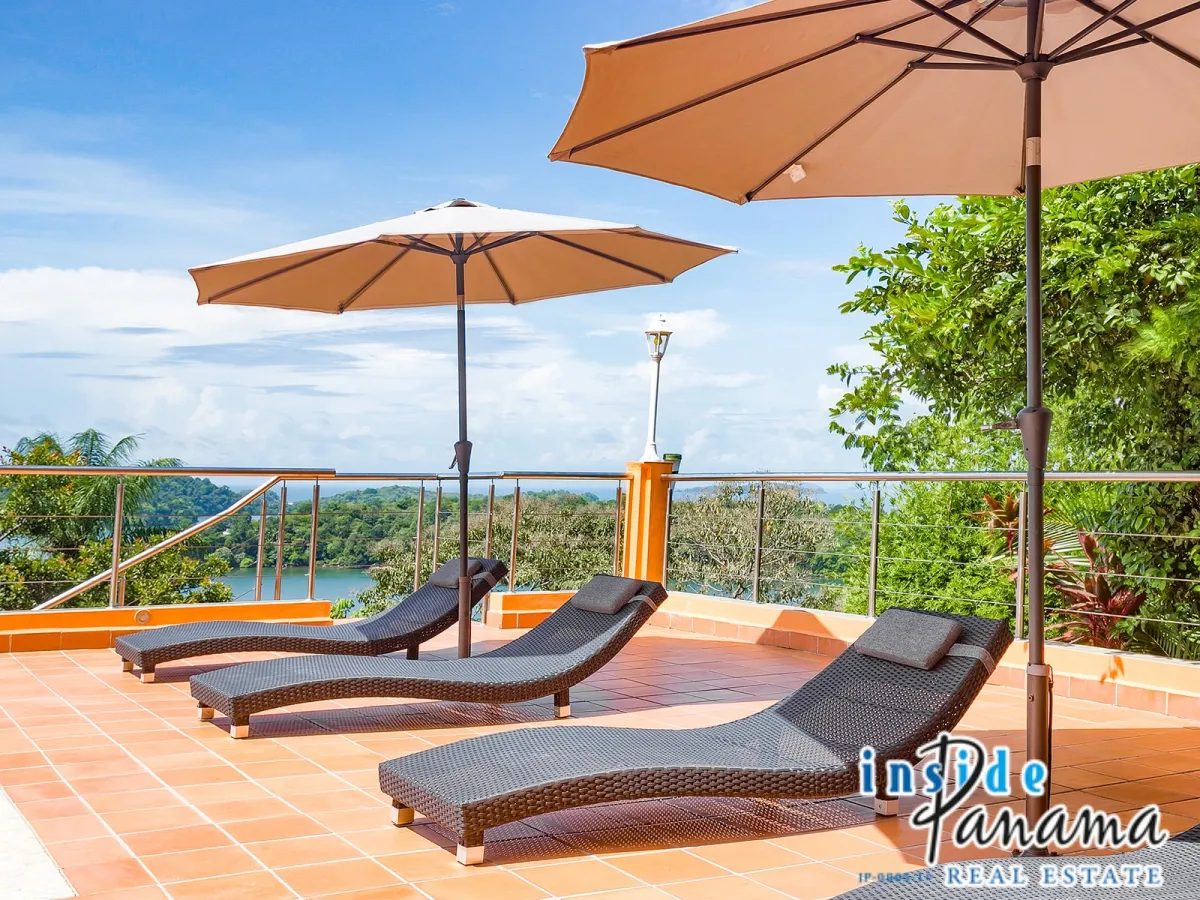 Luxury  Suite Lodge for Sale in Boca Chica Panama