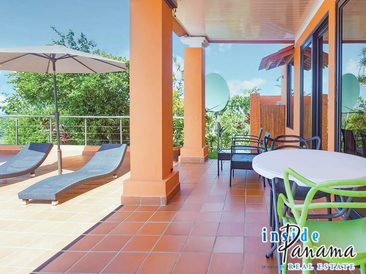 Luxury  Suite Lodge for Sale in Boca Chica Panama