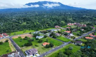 Modern Furnished 2 Bedroom Home In Alto Boquete Panama
