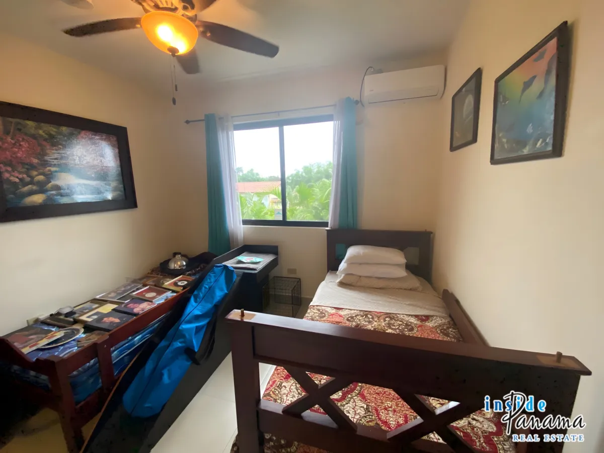 Spacious and Comfortable House in Los Molinos Boquete