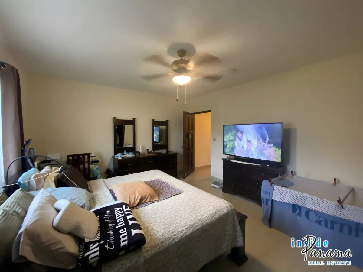 Spacious and Comfortable House in Los Molinos Boquete