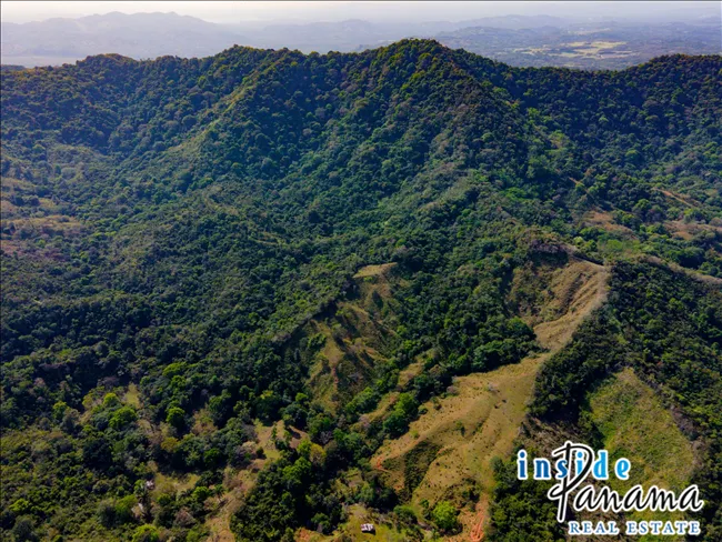 51 Hectare Farm in Quebrada Bonita Colon