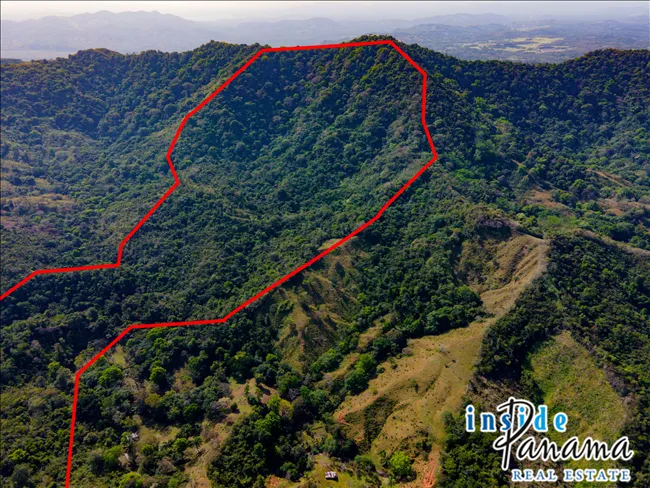 51 Hectare Farm in Quebrada Bonita Colon