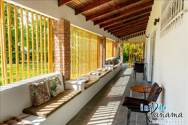 Beachfront Bungalow with Boutique Hospitality Potential San Carlos