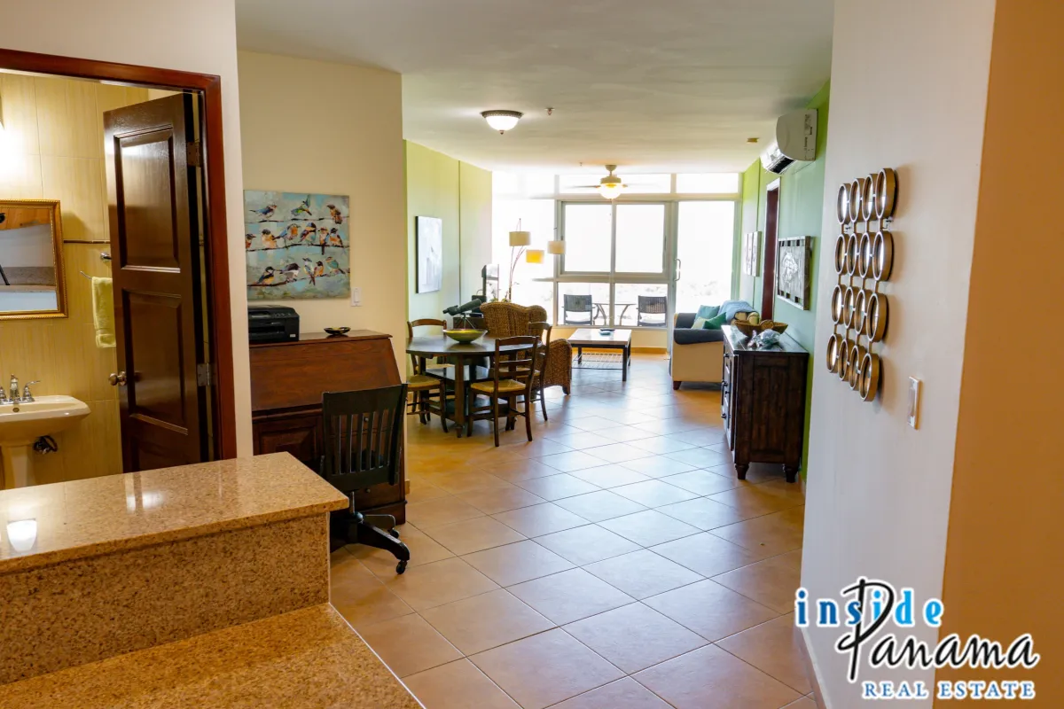 Ocean View Apartment in Coronado Golf Tower Panama