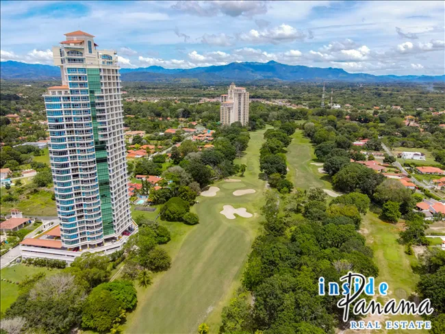 Ocean View Apartment in Coronado Golf Tower Panama