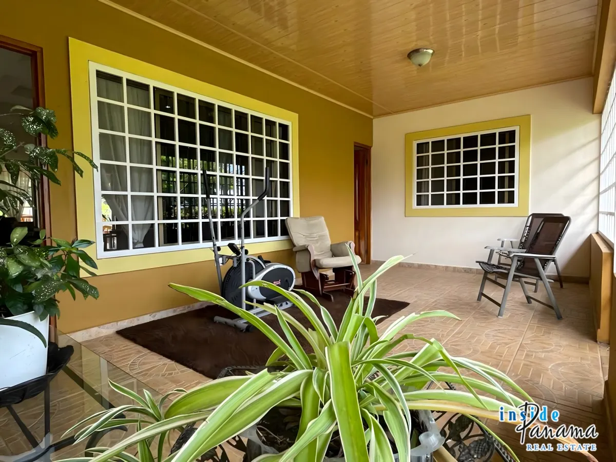 Beautiful House in Dolega near David Panama