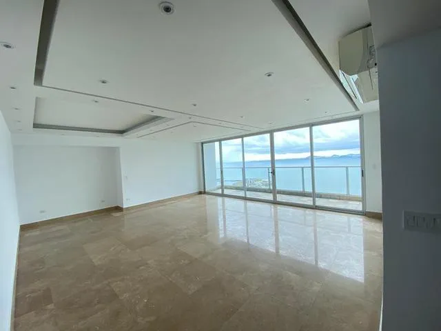 Q Tower, in Punta Pacifica