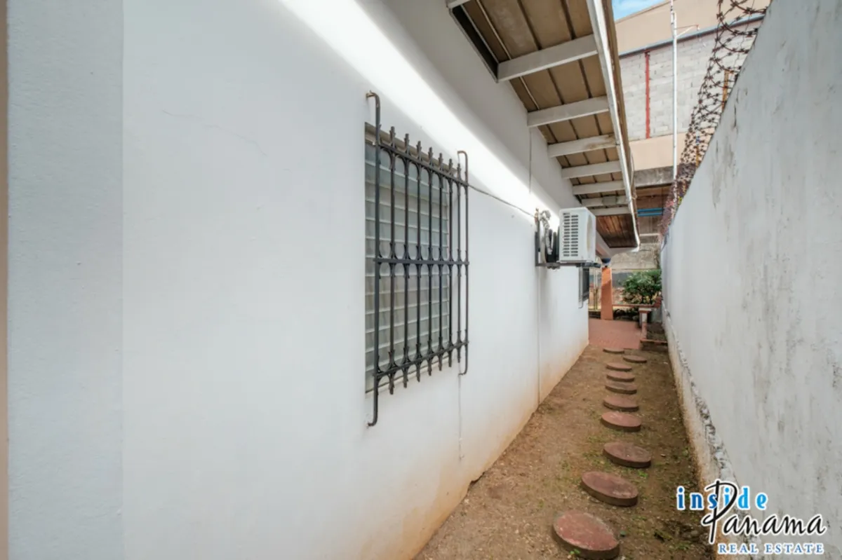 House in Betania Villa de las Fuentes Panama City