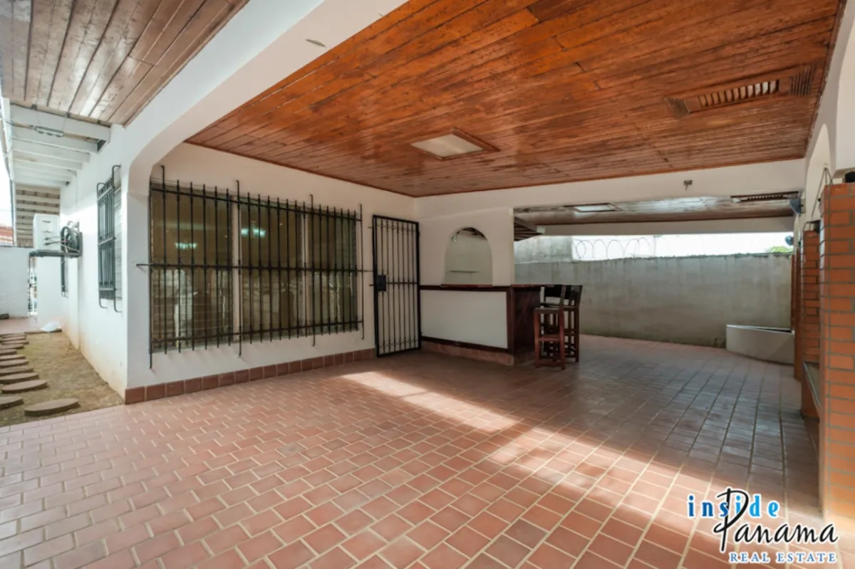House in Betania Villa de las Fuentes Panama City