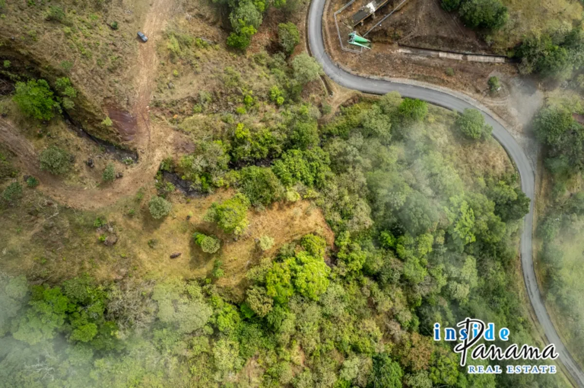 Mountain Majesty Scenic Lot in Jaramillo Boquete