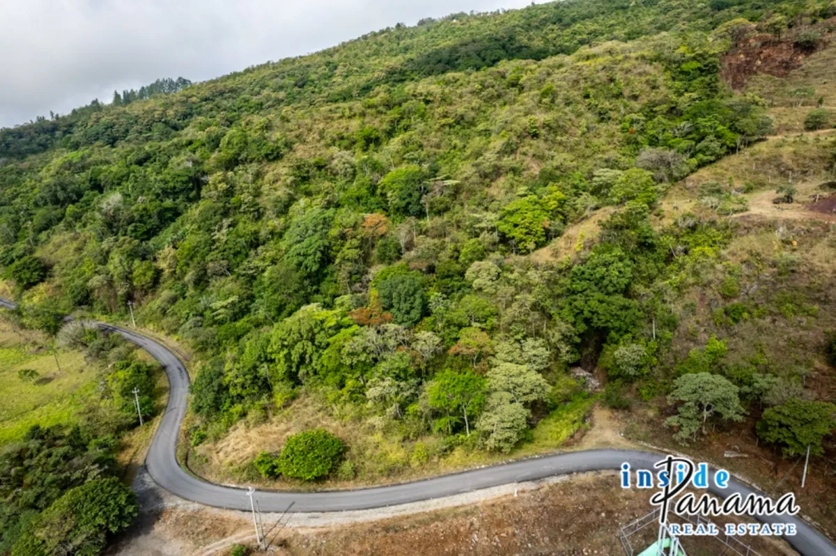 Mountain Majesty Scenic Lot in Jaramillo Boquete
