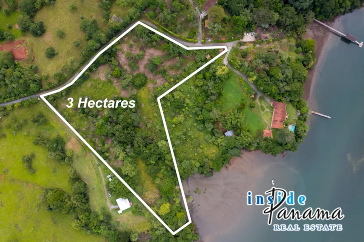 8 Acre Beachfront Property for Luxury Development in Boca Chica Panama
