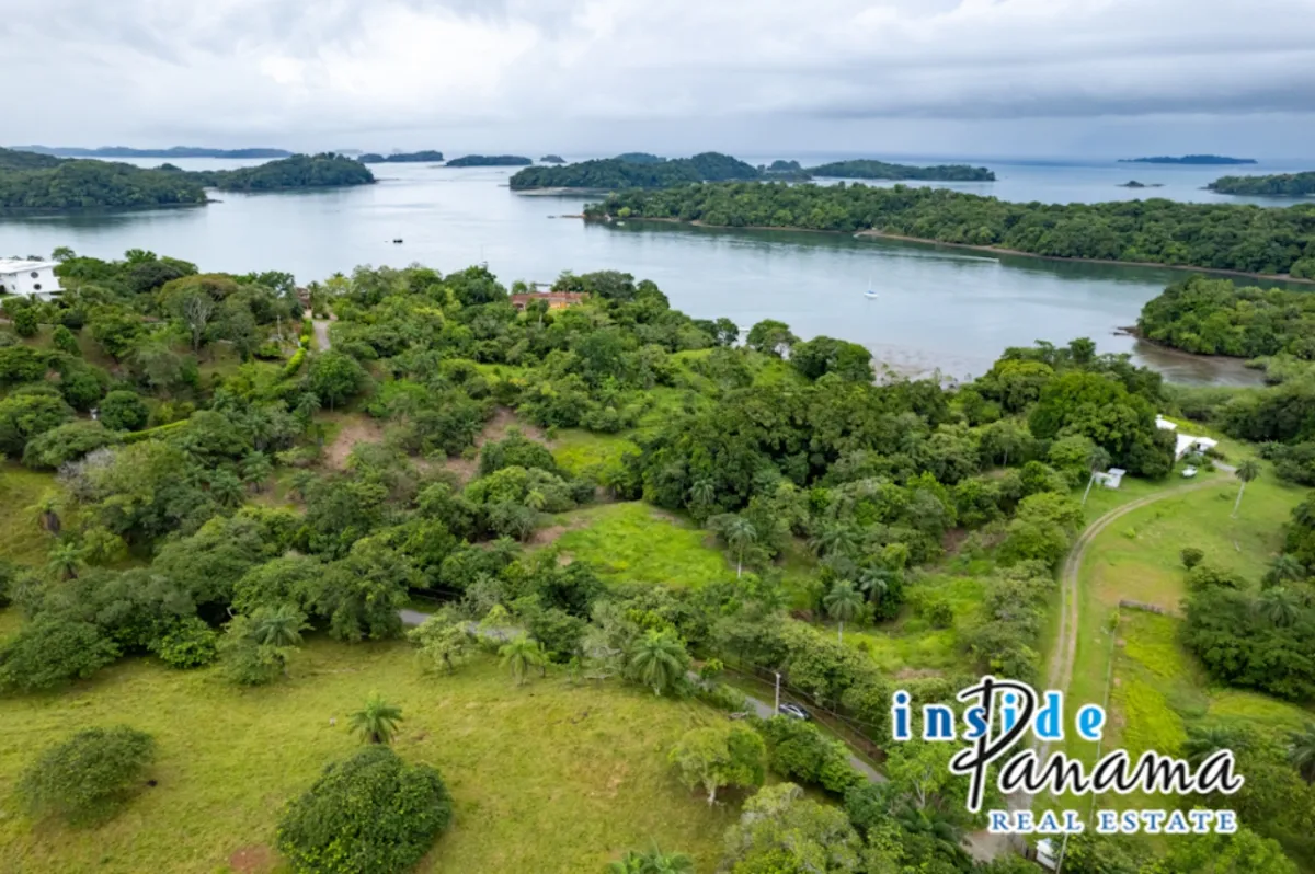 8 Acre Beachfront Property for Luxury Development in Boca Chica Panama
