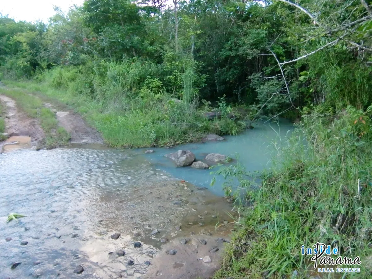 Ocean View Riverfront Land in San Carlos Panama