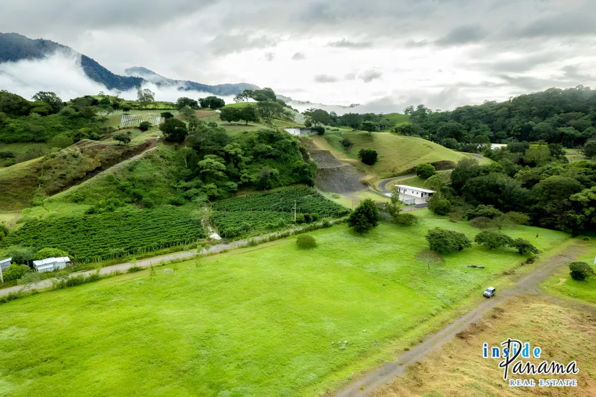 Mountain View Lot in Residencial Brisas de Volcan Chiriqui Panama