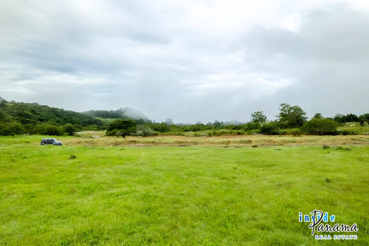 Mountain View Lot in Residencial Brisas de Volcan Chiriqui Panama