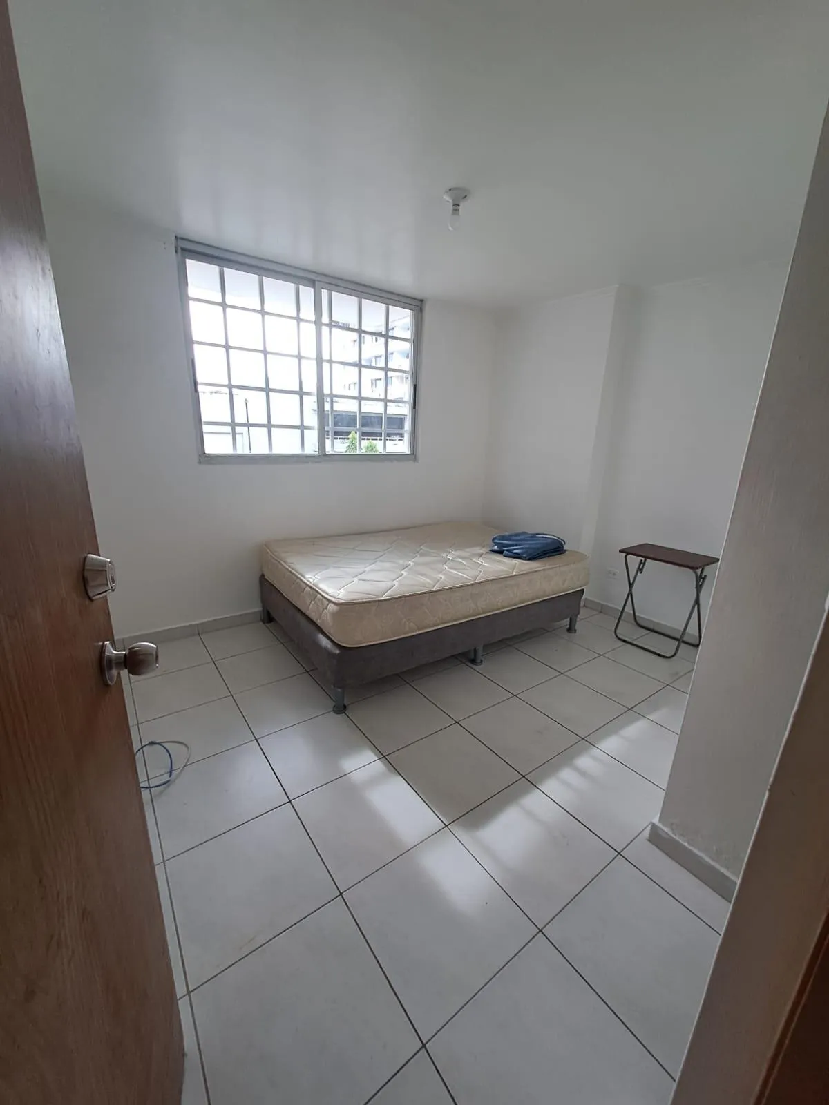 I AM SELLING AN APT IN PH LLANO BONITO