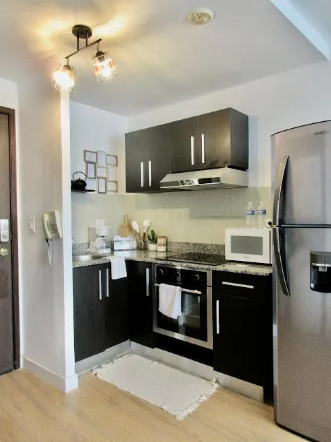 Fully furnished 2-bedroom Apartment