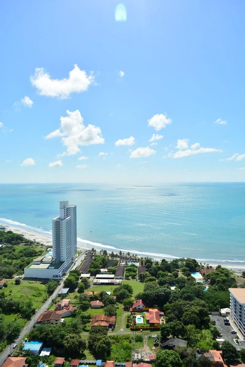 Exquisite 2 bedroom 2 bath oceanfront condo