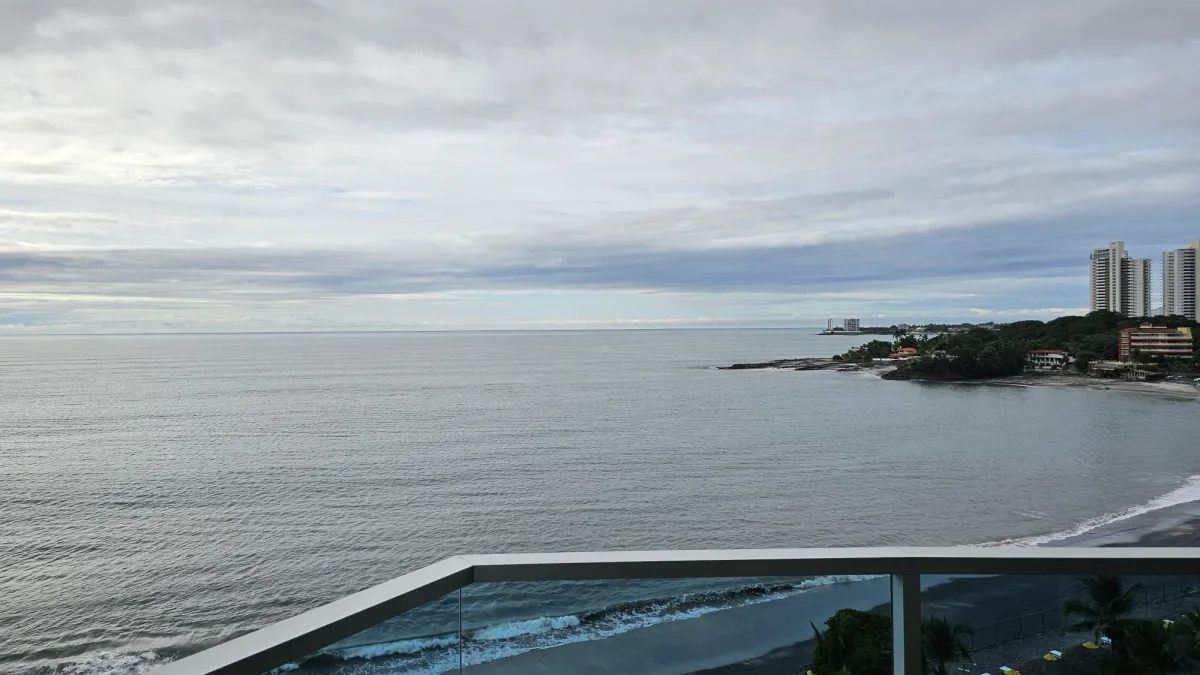 Exquisite 2 bedroom 2 bath oceanfront condo