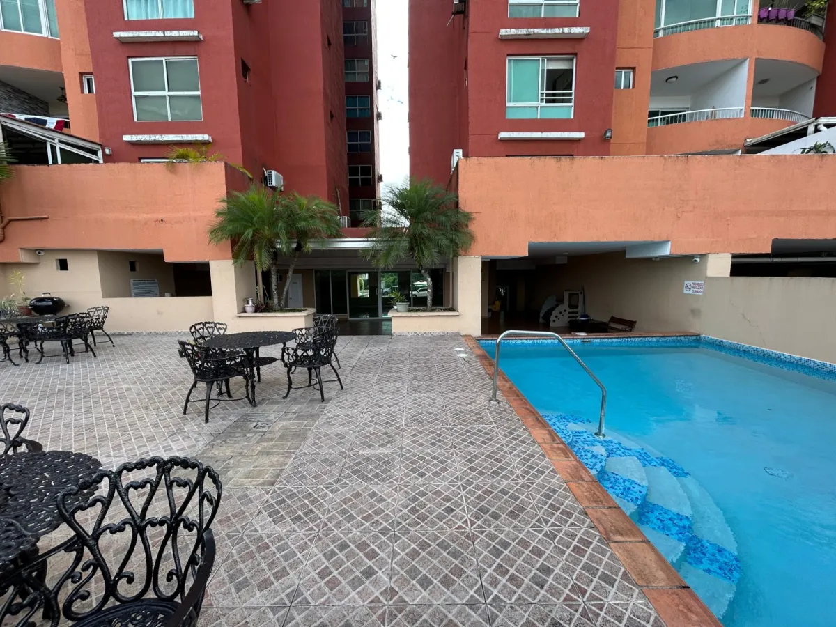 Furnished 2-bedroom Condo in Villa la Fuente