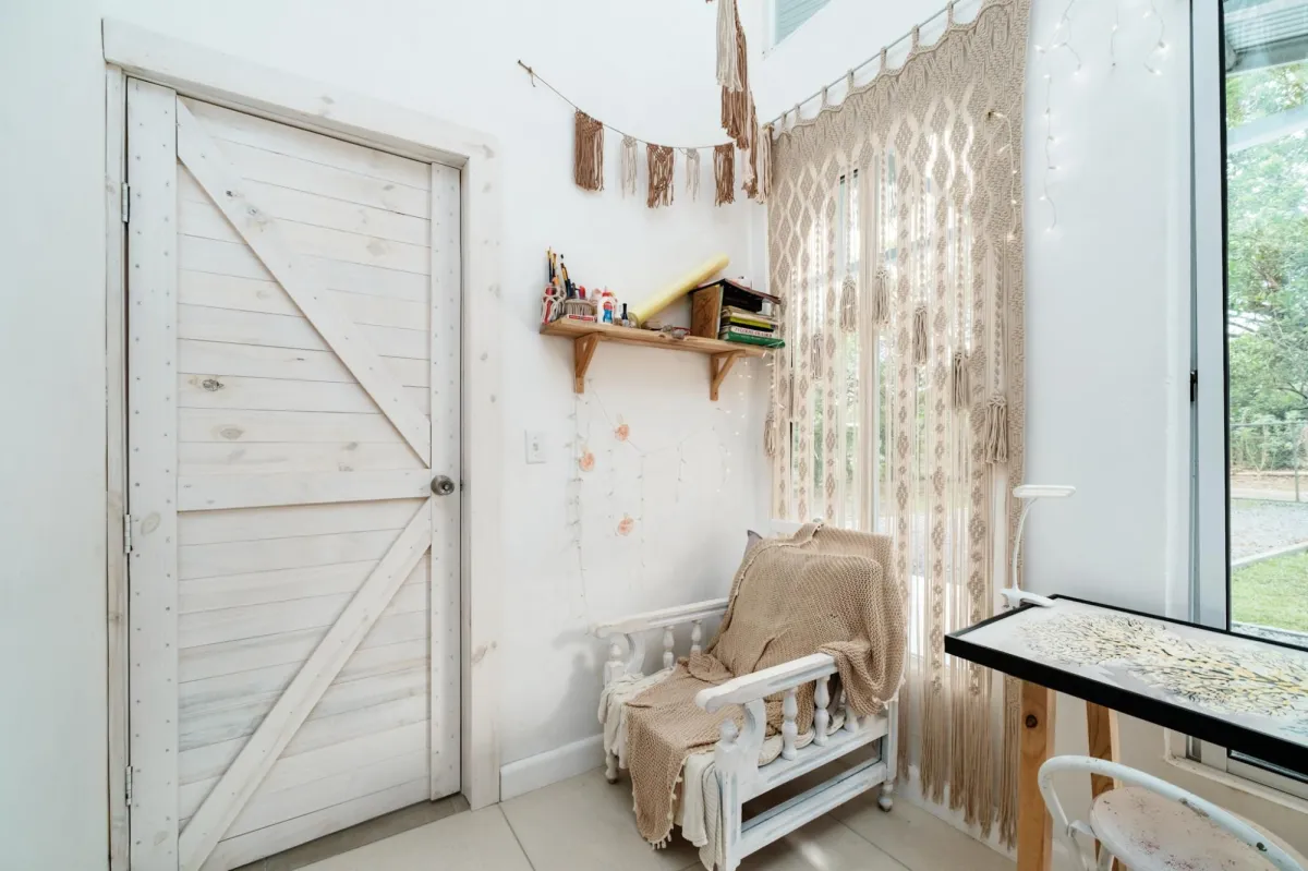 Beautiful Renovated Home in Dolega