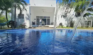 Charming House with pool in Coronado