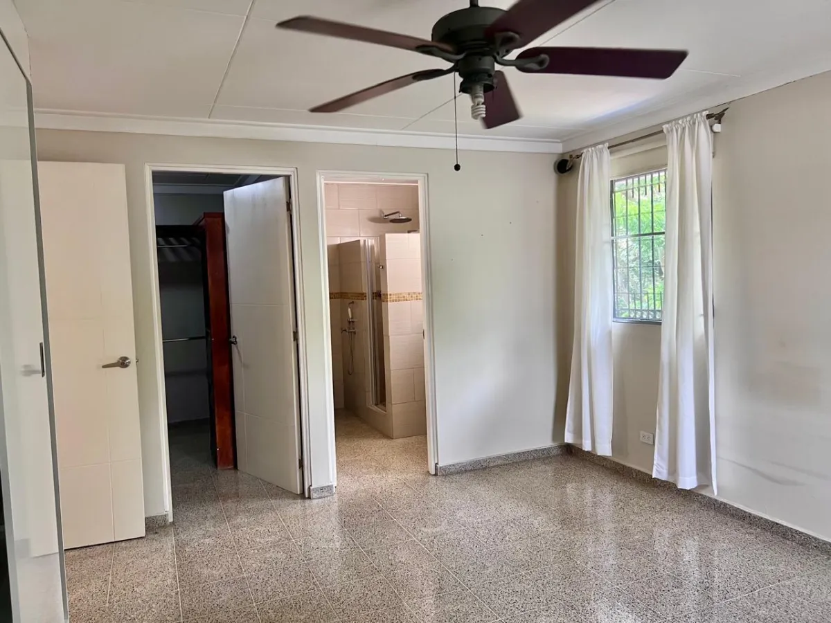 For Sale, Duplex, located in La Loma, Hato Pintado