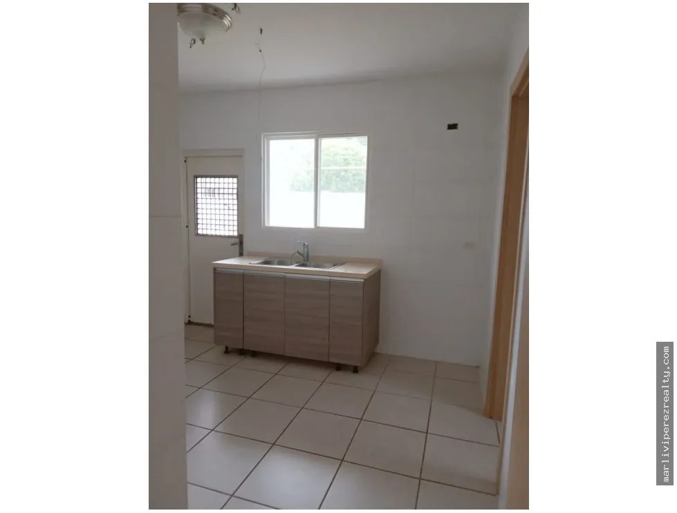 House for Sale in PH Victoria, Paseo del Norte | 3 Bedrooms