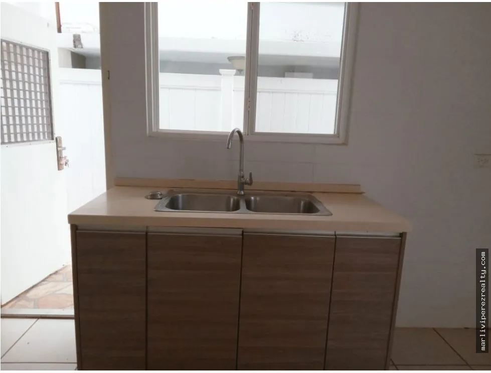 House for Sale in PH Victoria, Paseo del Norte | 3 Bedrooms