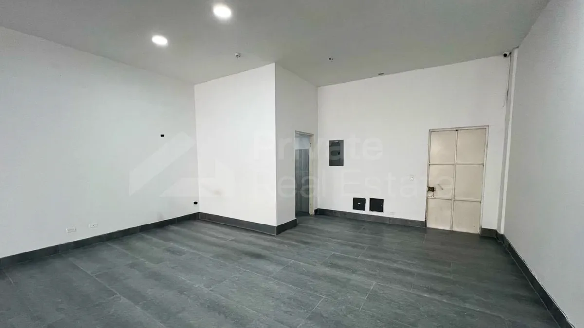 Commercial Plaza Gallery
