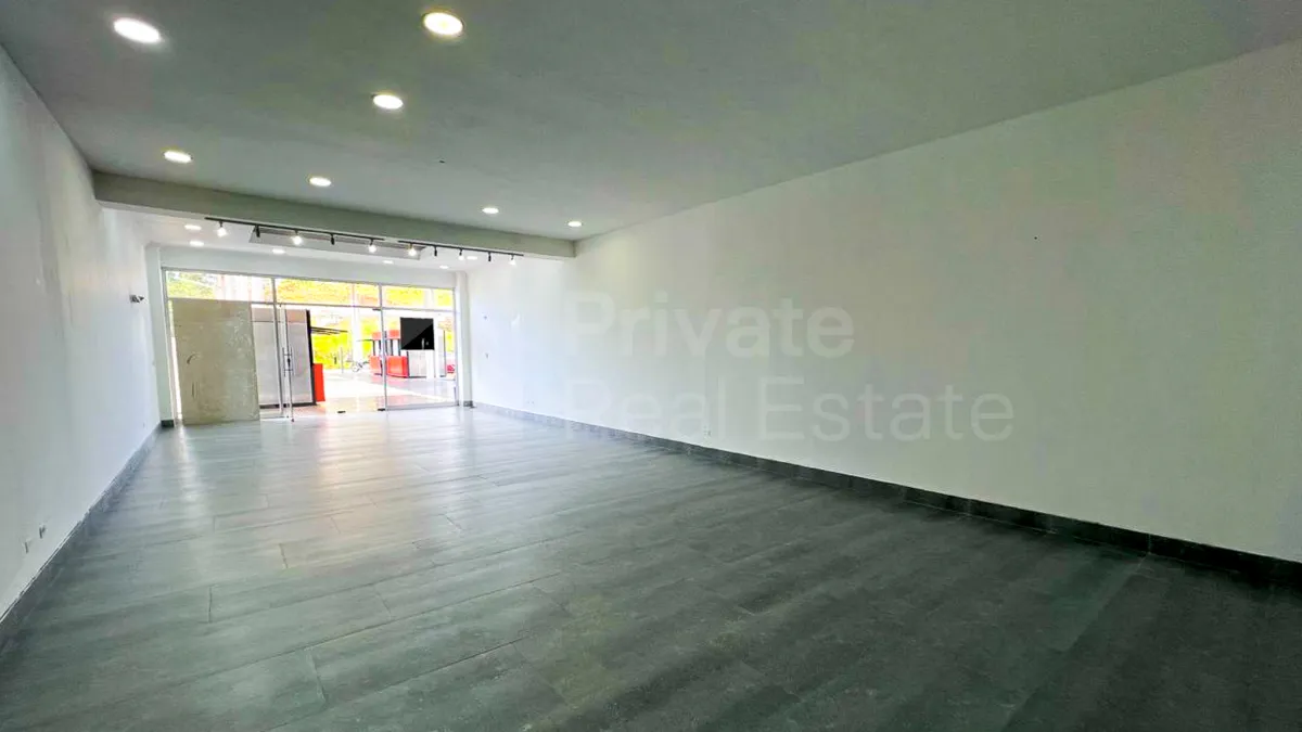 Commercial Plaza Gallery