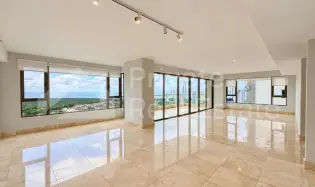 Apartment for sale in Santa Maria