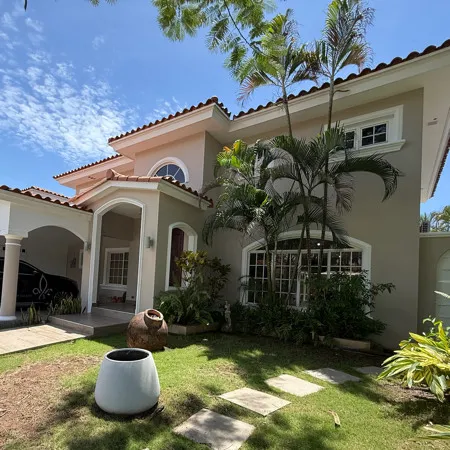 Sale of House in Costa Bay, Costa del Este