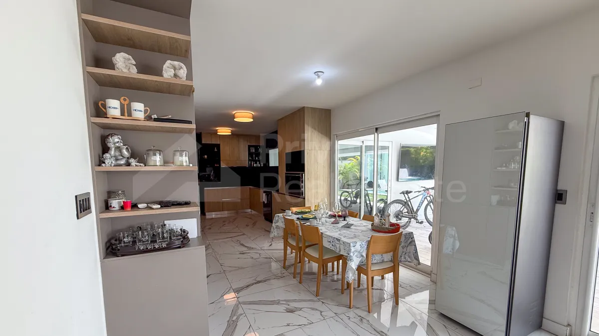 Sale of House in Costa Bay, Costa del Este
